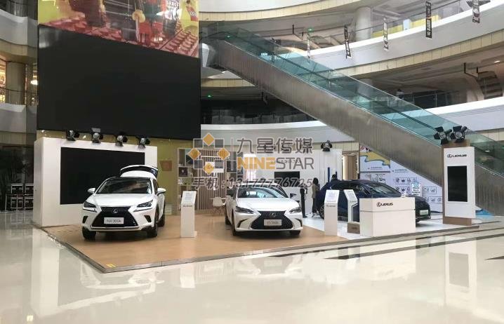 南(nán)昌展台設計(jì)：雷克薩斯**井搭建案例